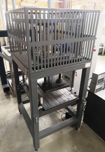 Новая силовоспроизводящая машина на 100 кН утверждена в качестве эталона